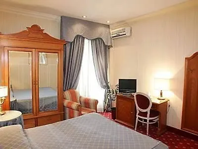 Отель Sistina